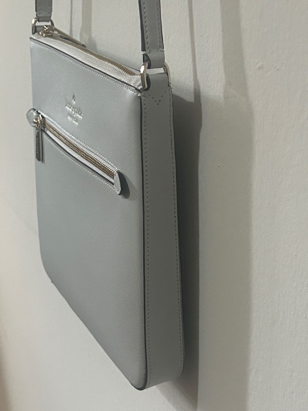 Kate Spade New York Sadie North South Crossbody - EUC - Picture 3 of 8